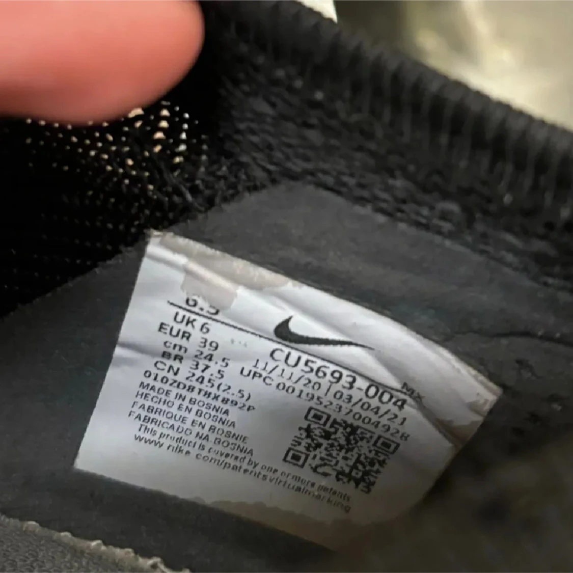 Svarta fotbollsskor från Nike - 2