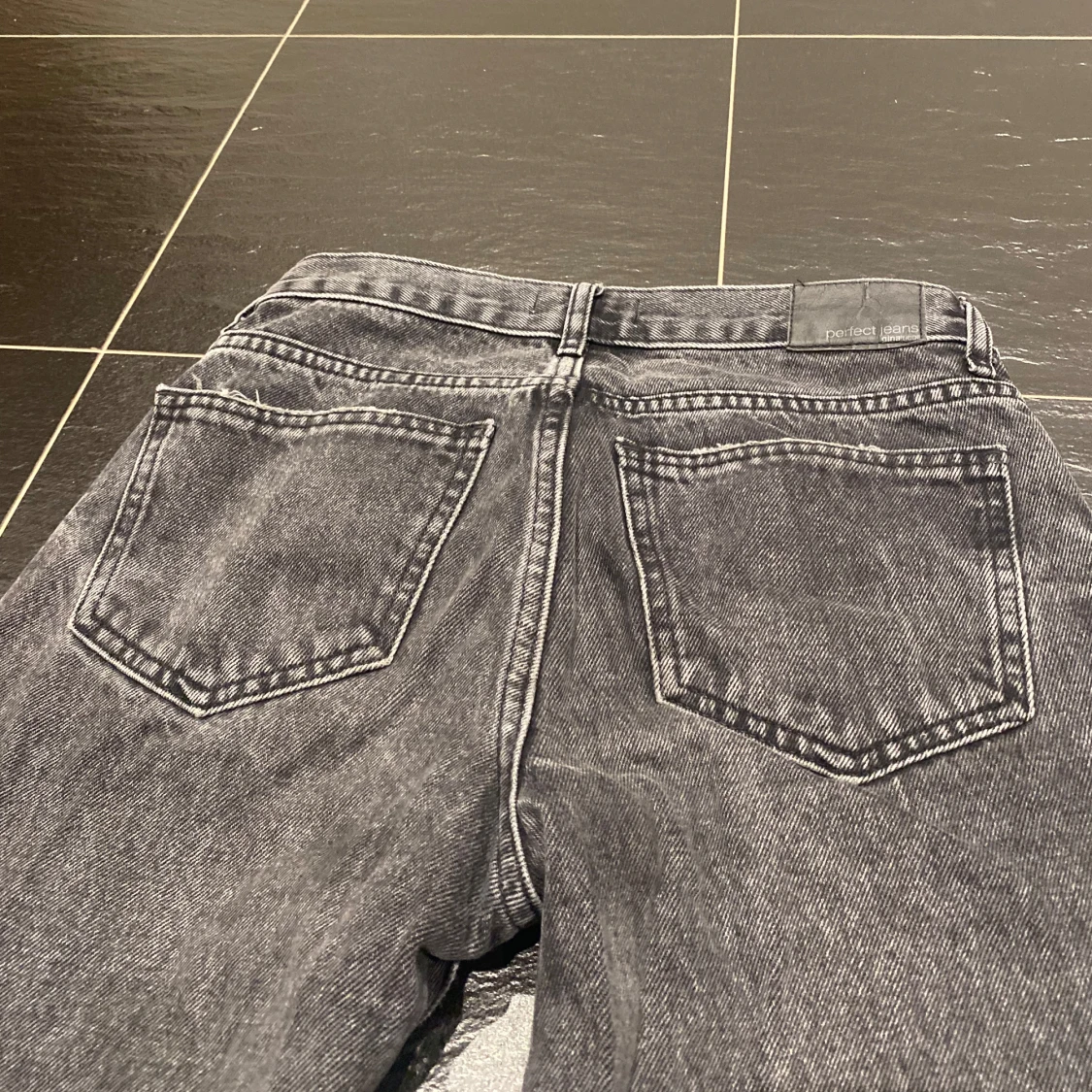 Grå jeans från g perfect jeans - 2