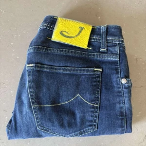 Jacob Cohen Jeans  - Nästan helt Nya Jacob Cohen jeans i storlek 33, kom DM för mer information!