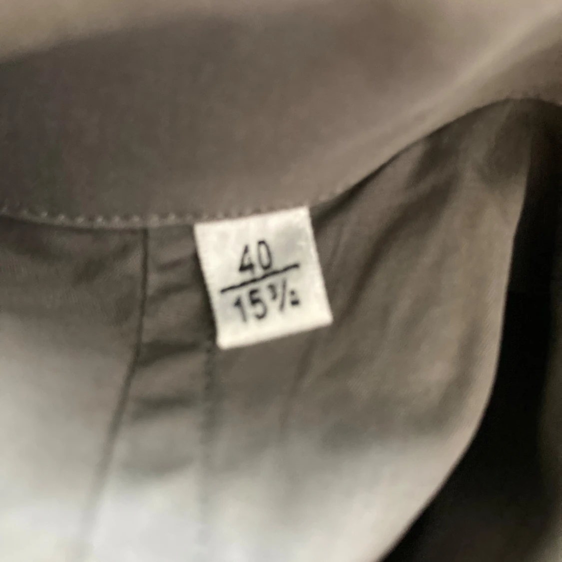 Grå skjorta från Yves Saint Laurent - 4