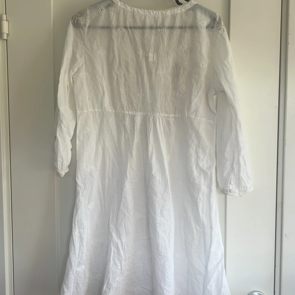 Vit Odd Molly långklänning med broderi - 4