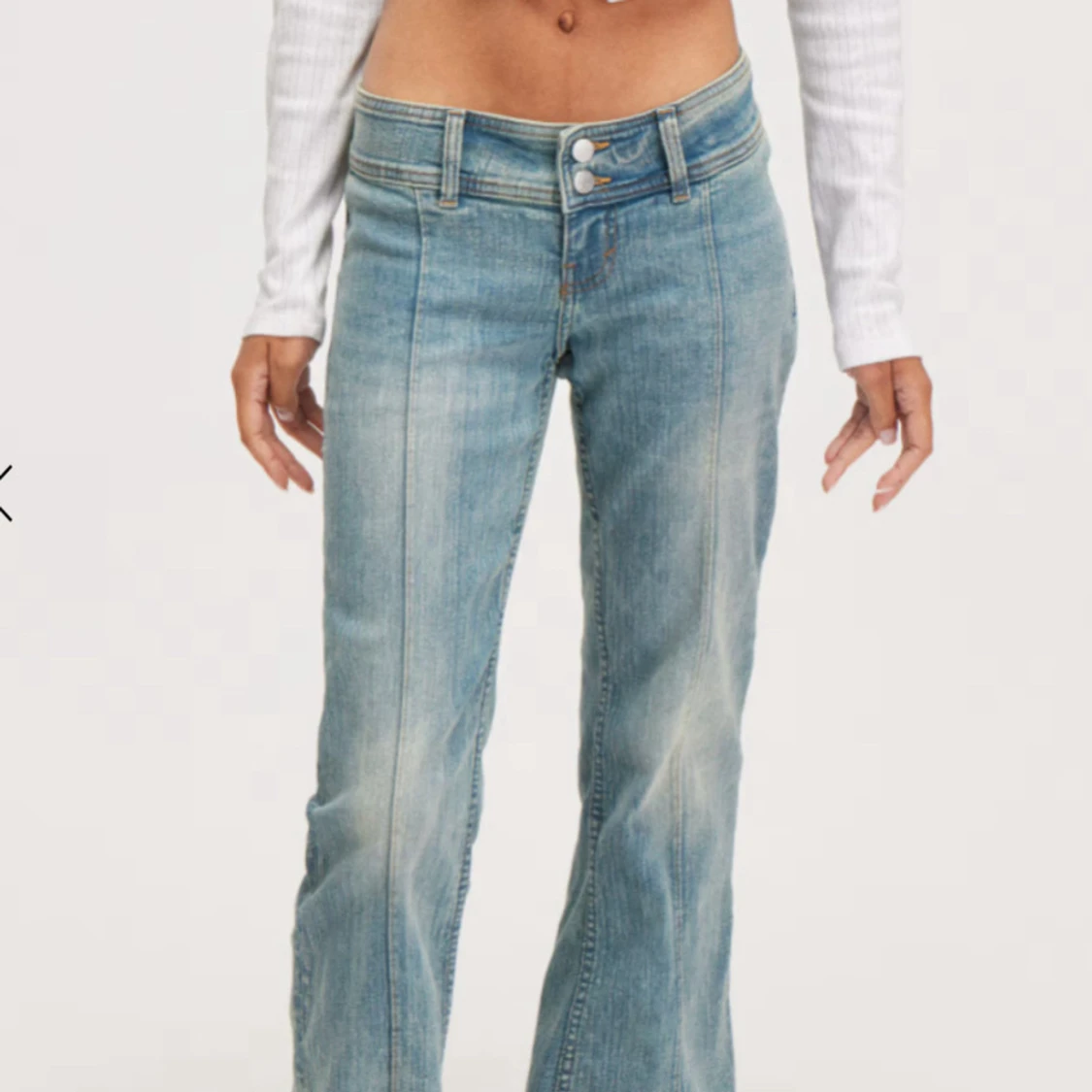 Lågmidjade blå bootcut jeans - 1