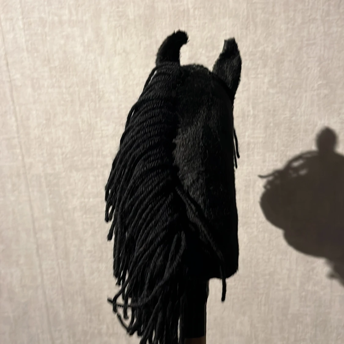 Svart käpphäst - 3