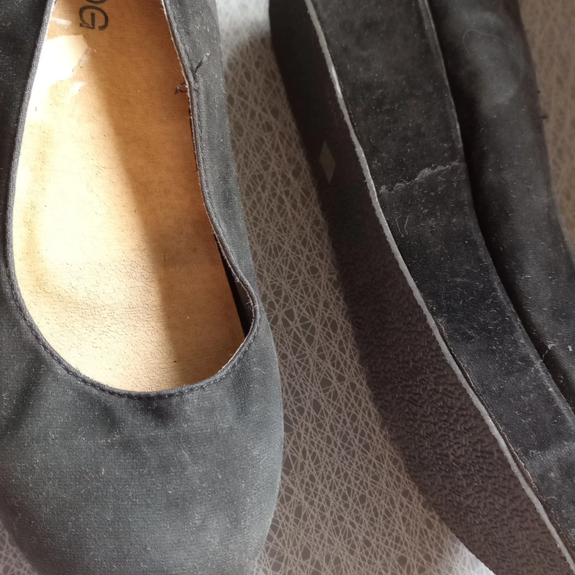 Svarta ballerinaskor i mocka - 2