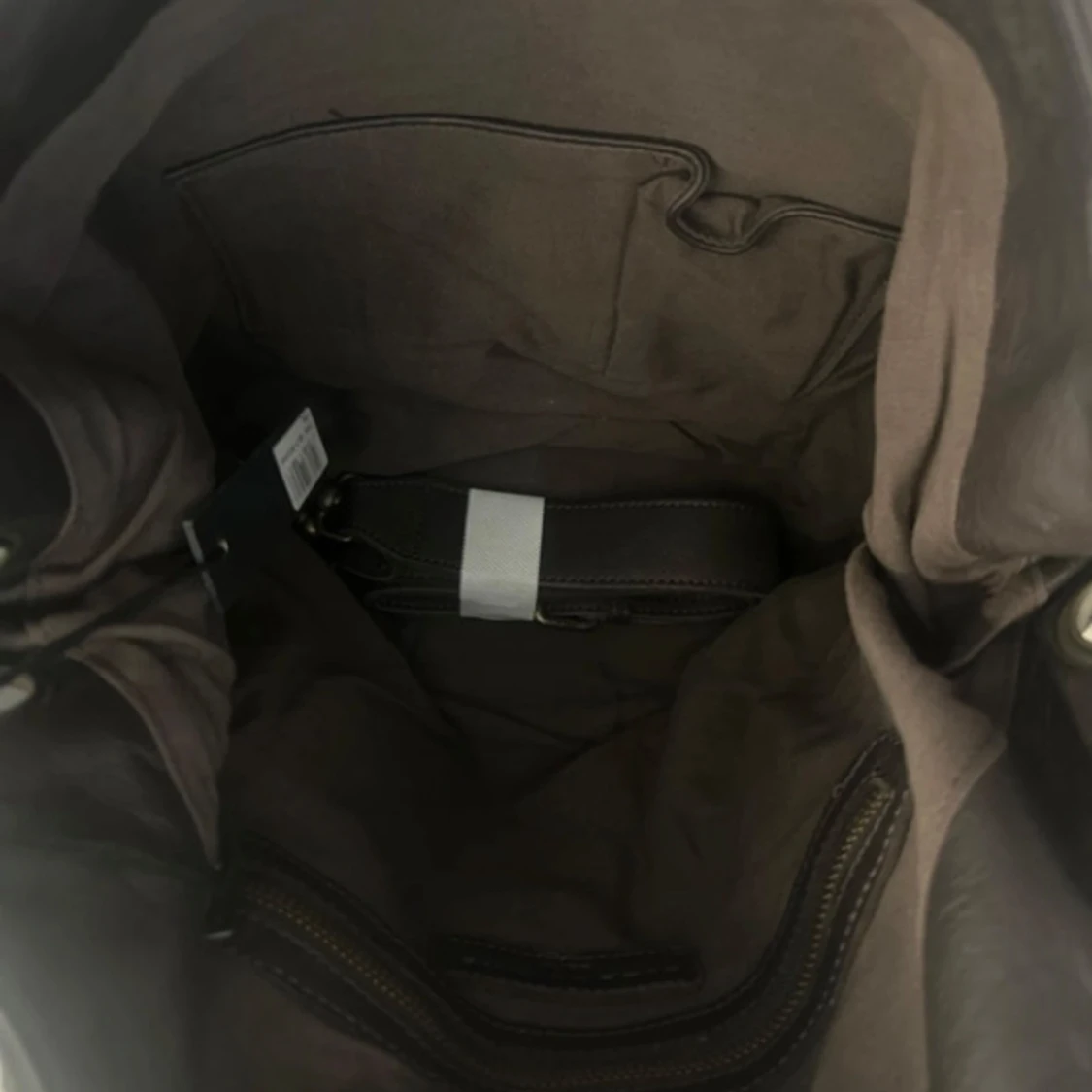 Mörkbrun axelväska från Liebeskind - 2