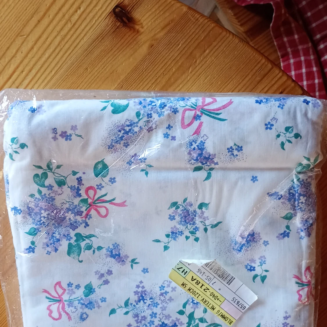 Gardintyg blommigt 5 meters bunt  - 2