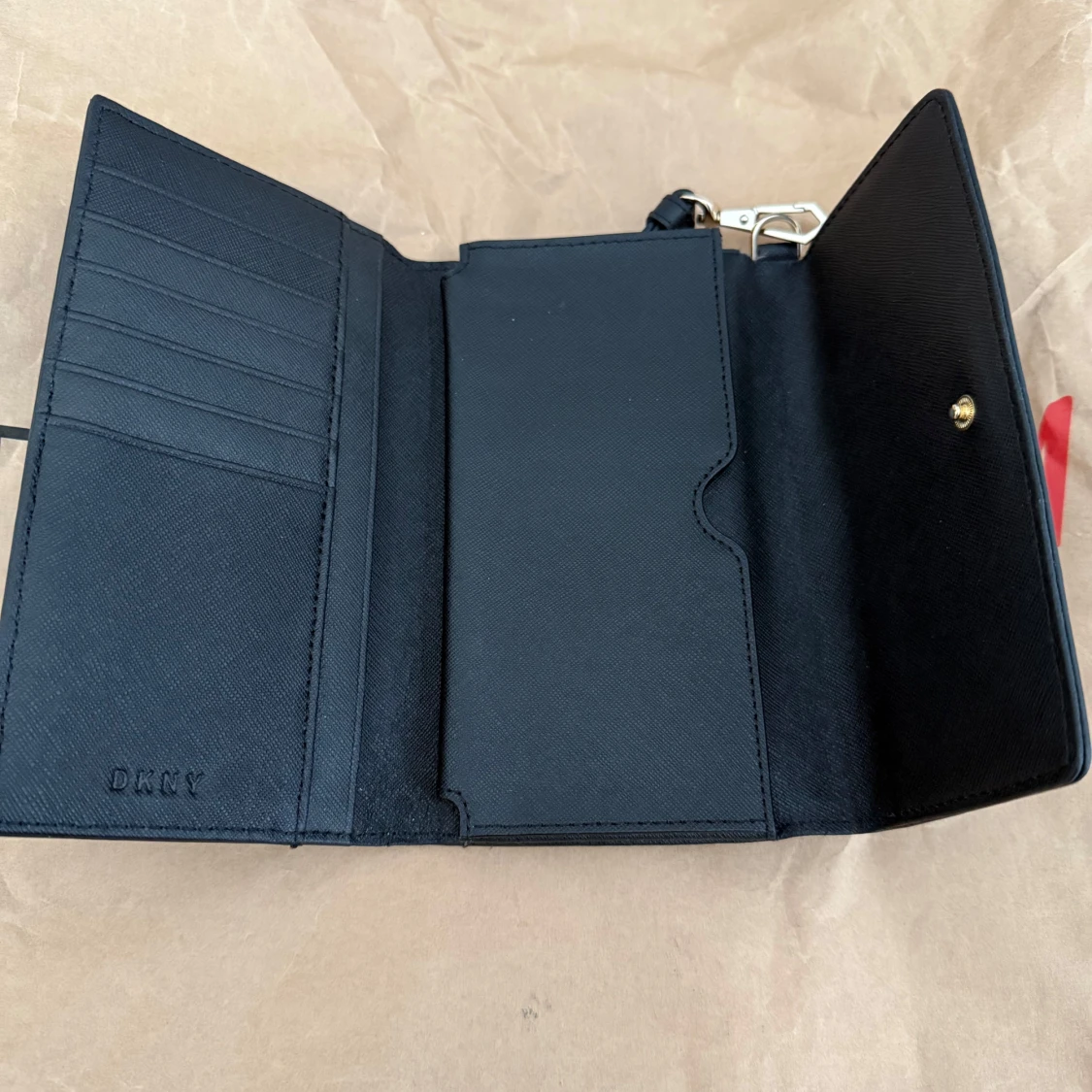 DKNY plånbok - 2