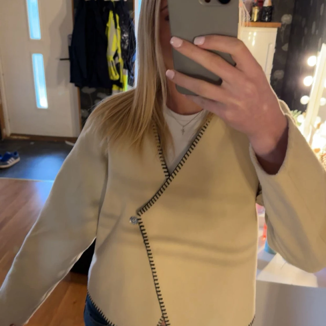Beige omlottjacka från Vero Moda - 2