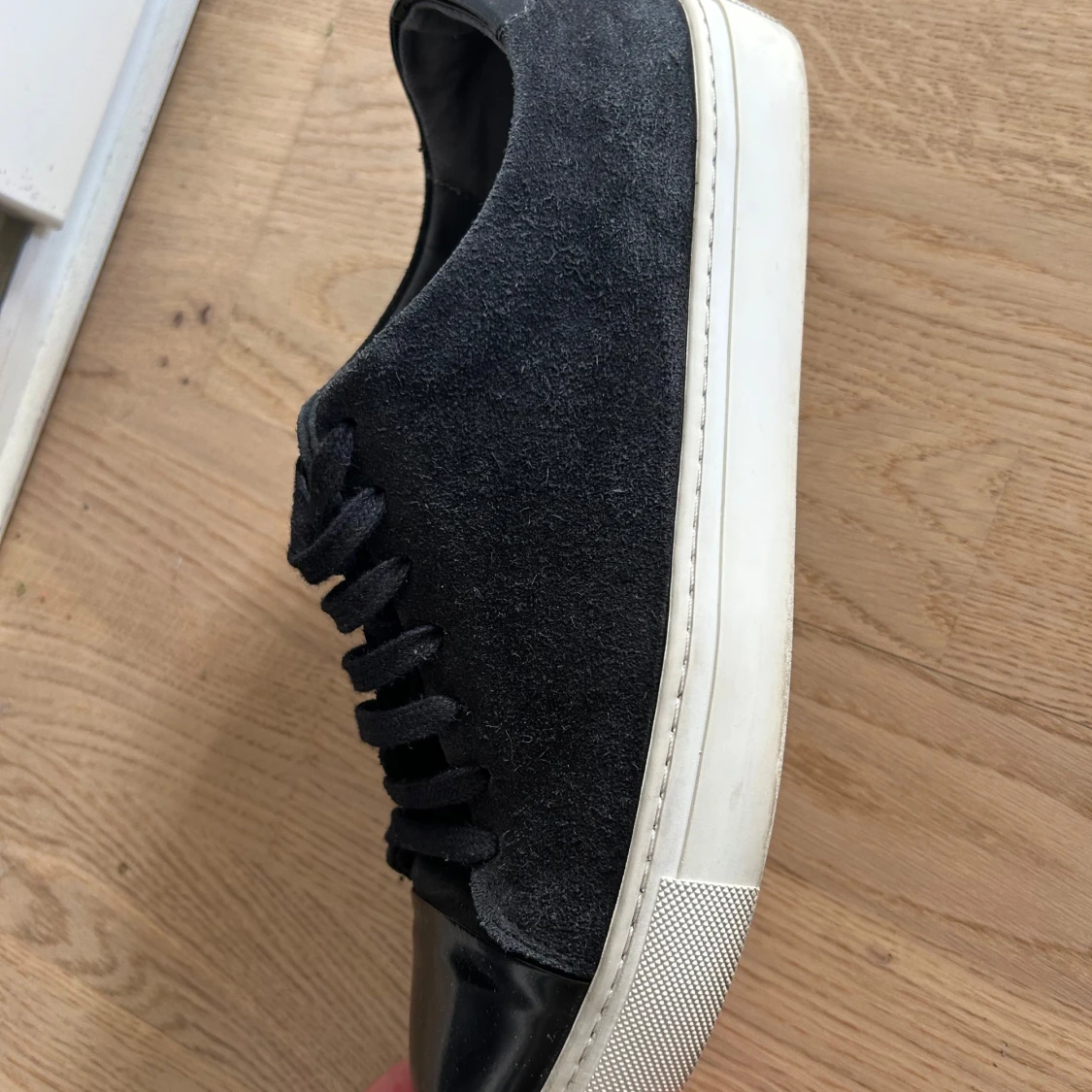 Svarta sneakers från Sneaky Steve - 3