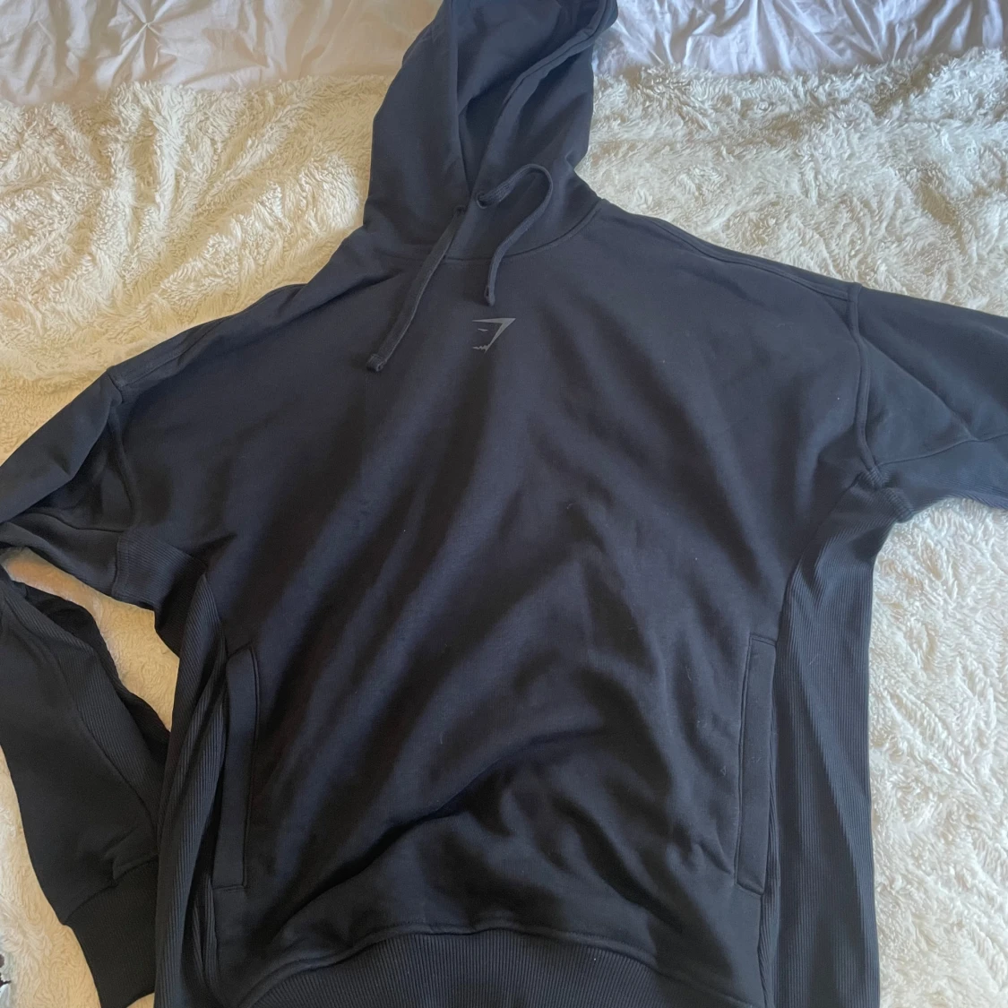 Svart hoodie från Gymshark