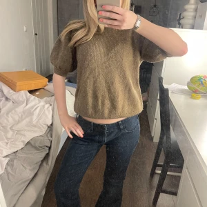 stickad trekvartströja  - stickad trekvartströja!!☺️💕