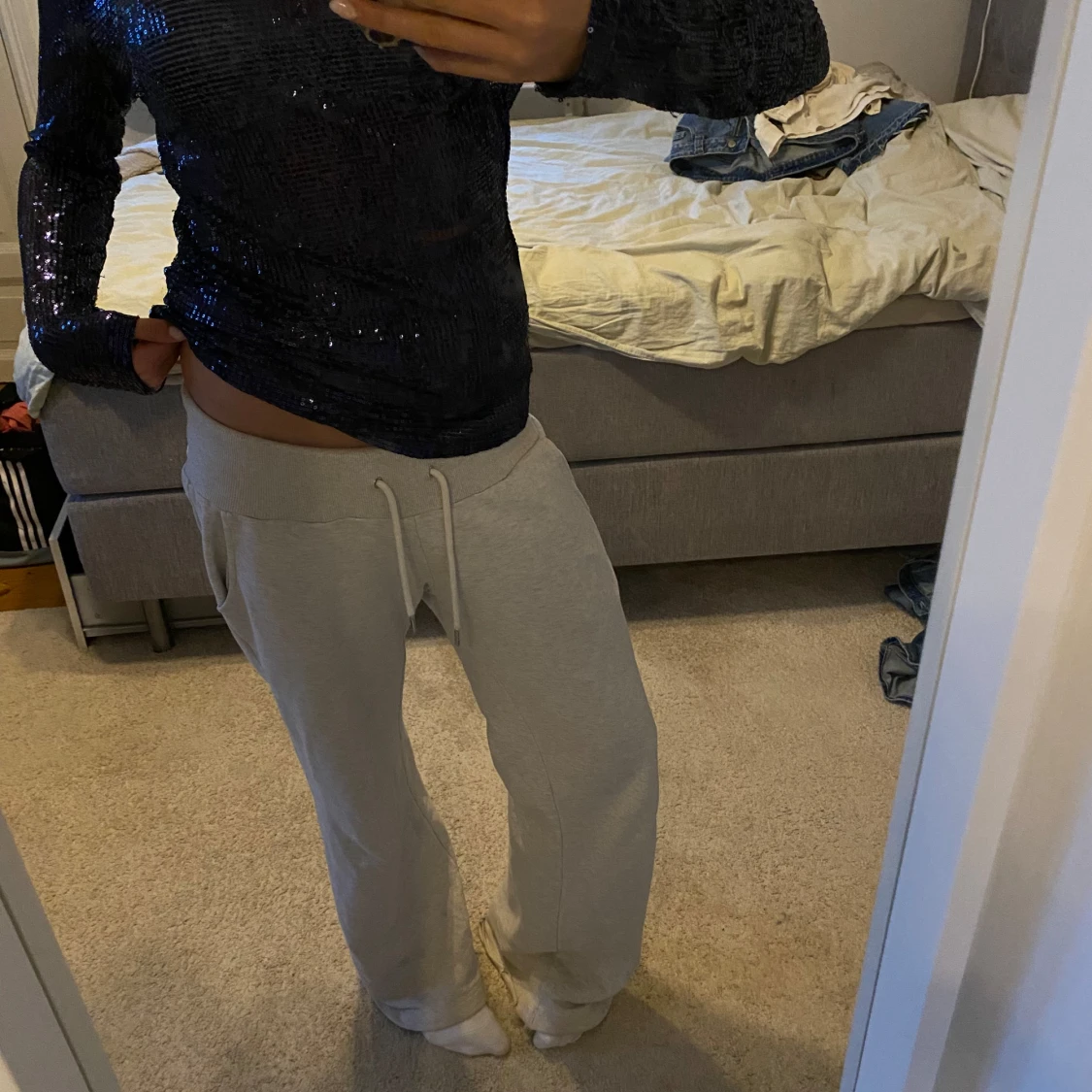 Svart glittrig långärmad topp