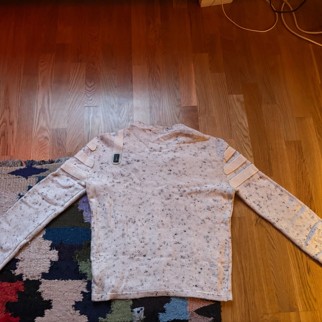 Vit Y2K stickad tröja från Exte - 1