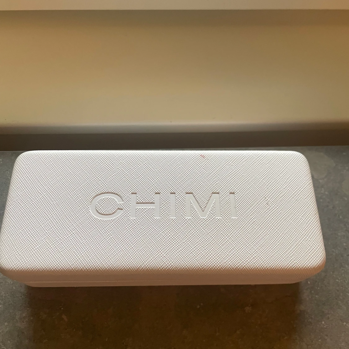 Ecrufärgade solglasögon från Chimi - 4