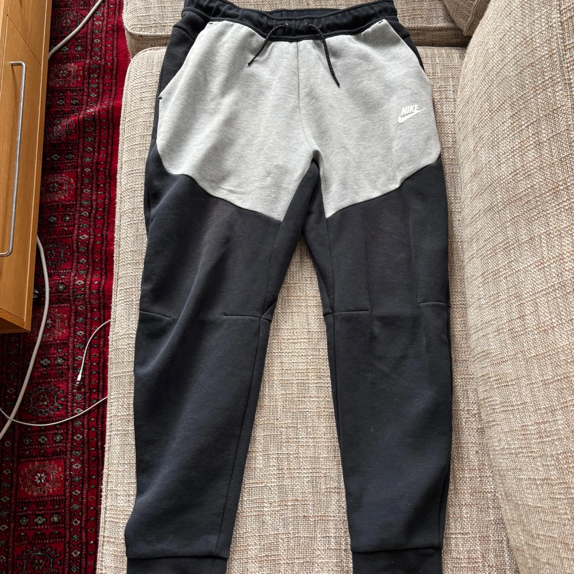 Nike Tech Fleece zip hoodie svart/grå - 3