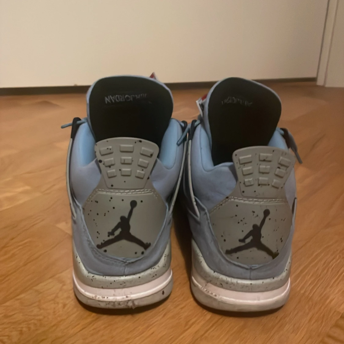 Nike Air Jordan 4 University Blue - 2