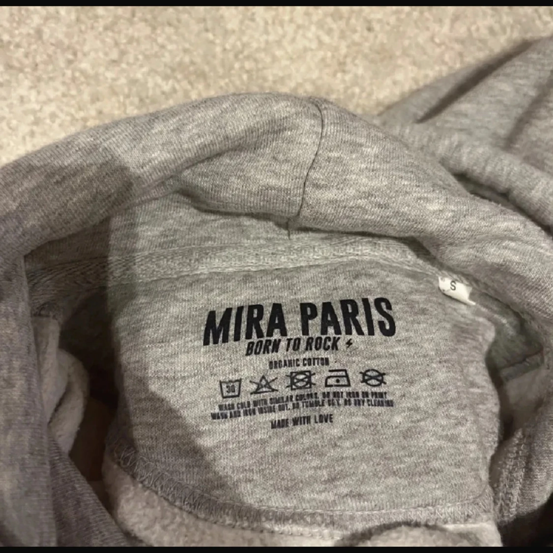 Grå hoodie Mira Paris med tryck - 1