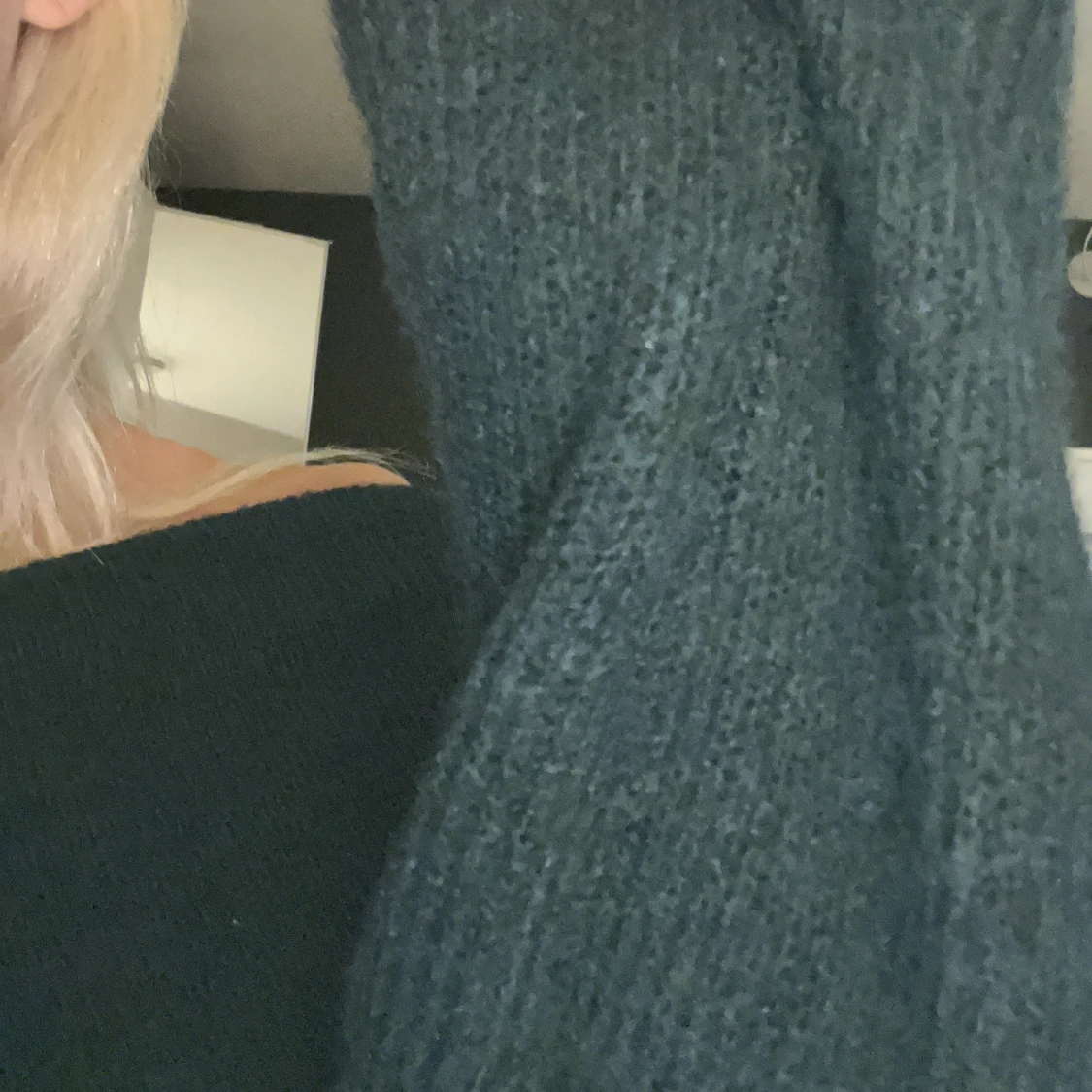 Mintgrön offshoulder stickad tröja - 3