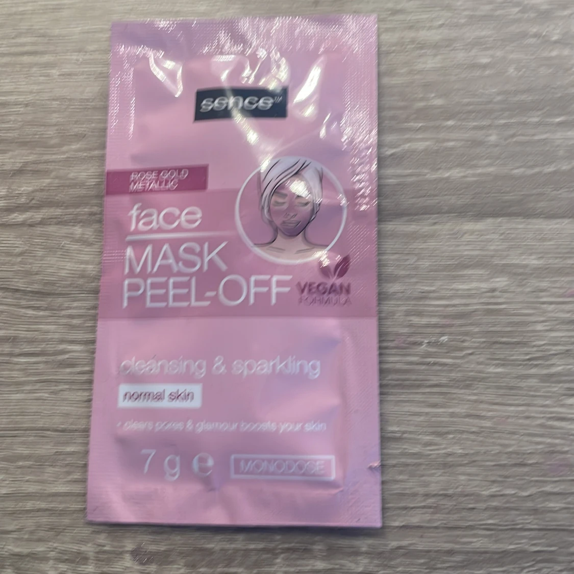 3 ansiktsmasker: peel-off & sheet mask - 1