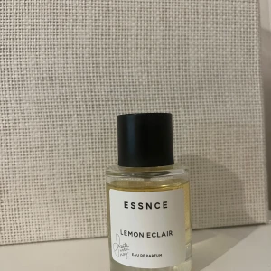 ESSNCE - Lemon Eclair 50 ml - Se bild för mängd kvar, Limited edition 🍋 har tyvärr inte original förpackningen kvar! 