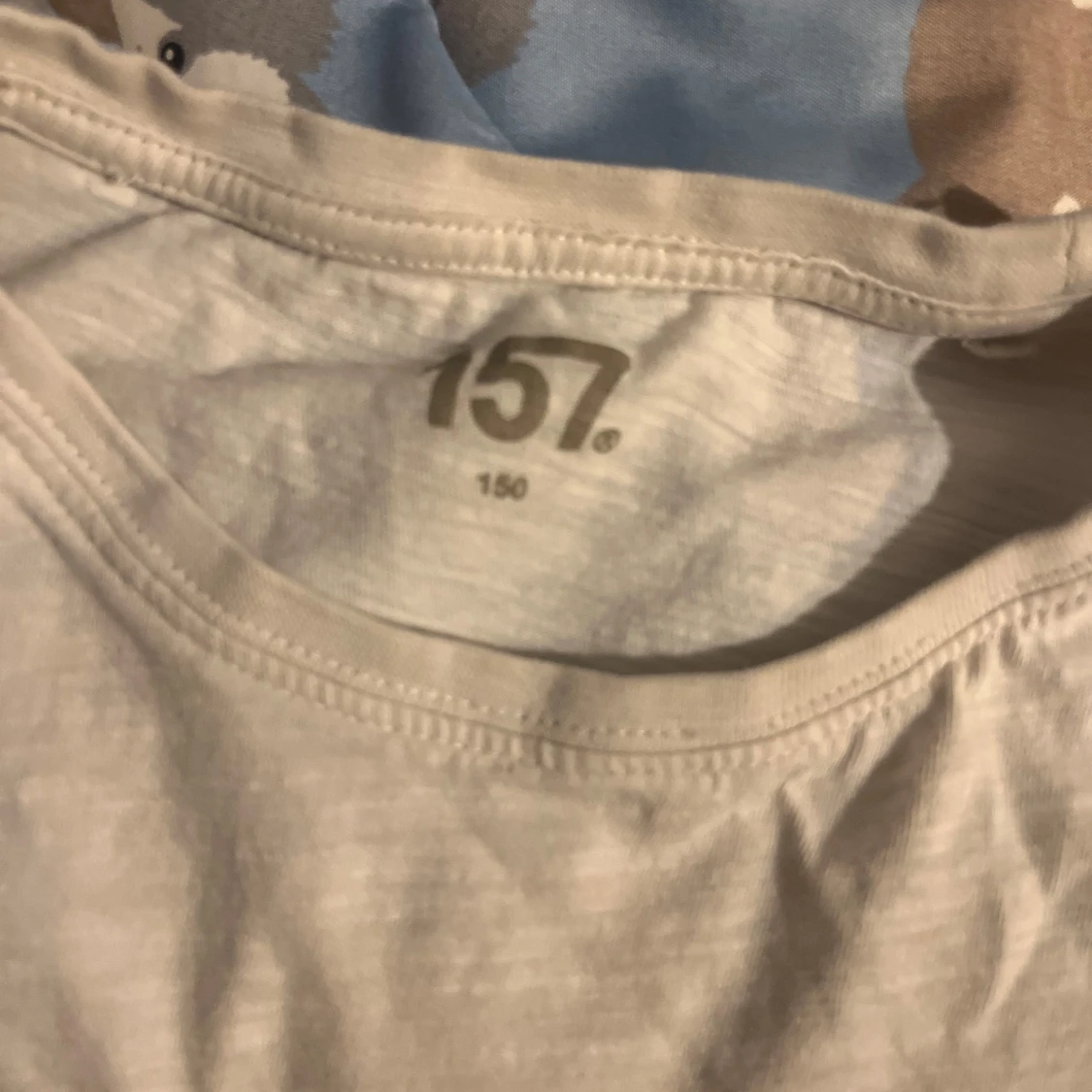 Vit t-shirt från 157 - 1