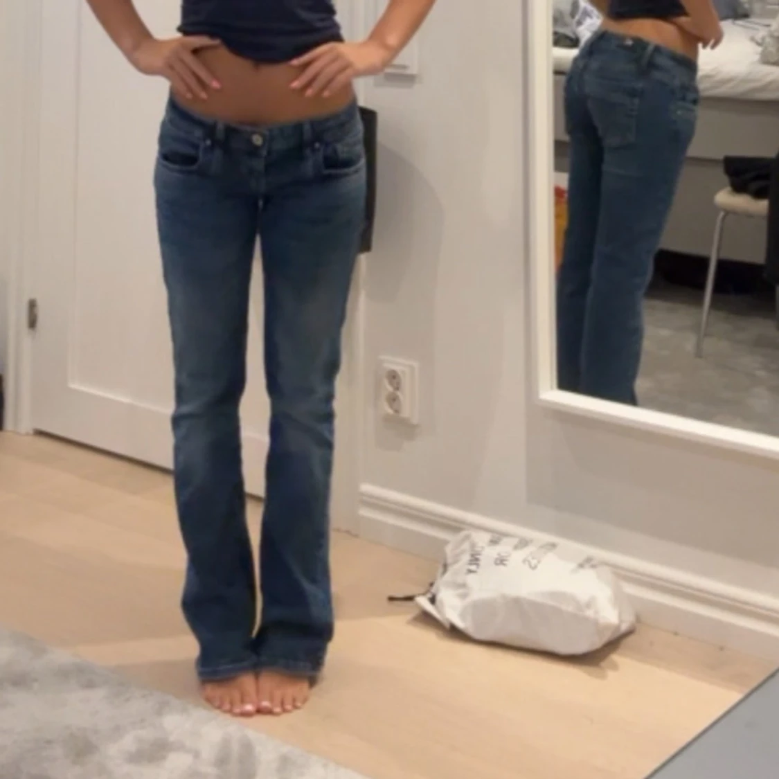 Lågmidjade blå LTB jeans, modell Valerie - 1