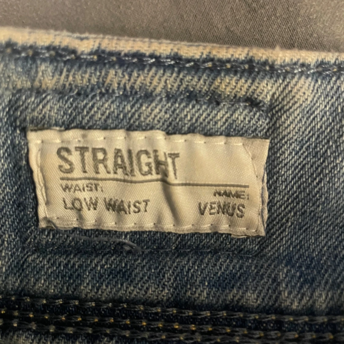 Ljusblå jeans med låg midja - 3