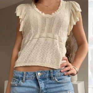 Zara topp - Säljer denna jättesöta topp från Zara då den inte kommer till användning ❤️