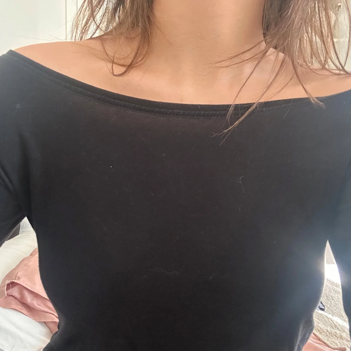 Svart offshoulder topp