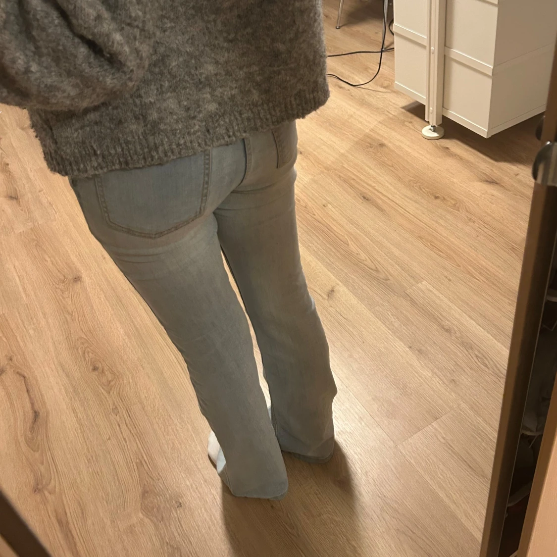 Ljusblå bootcut jeans - 1