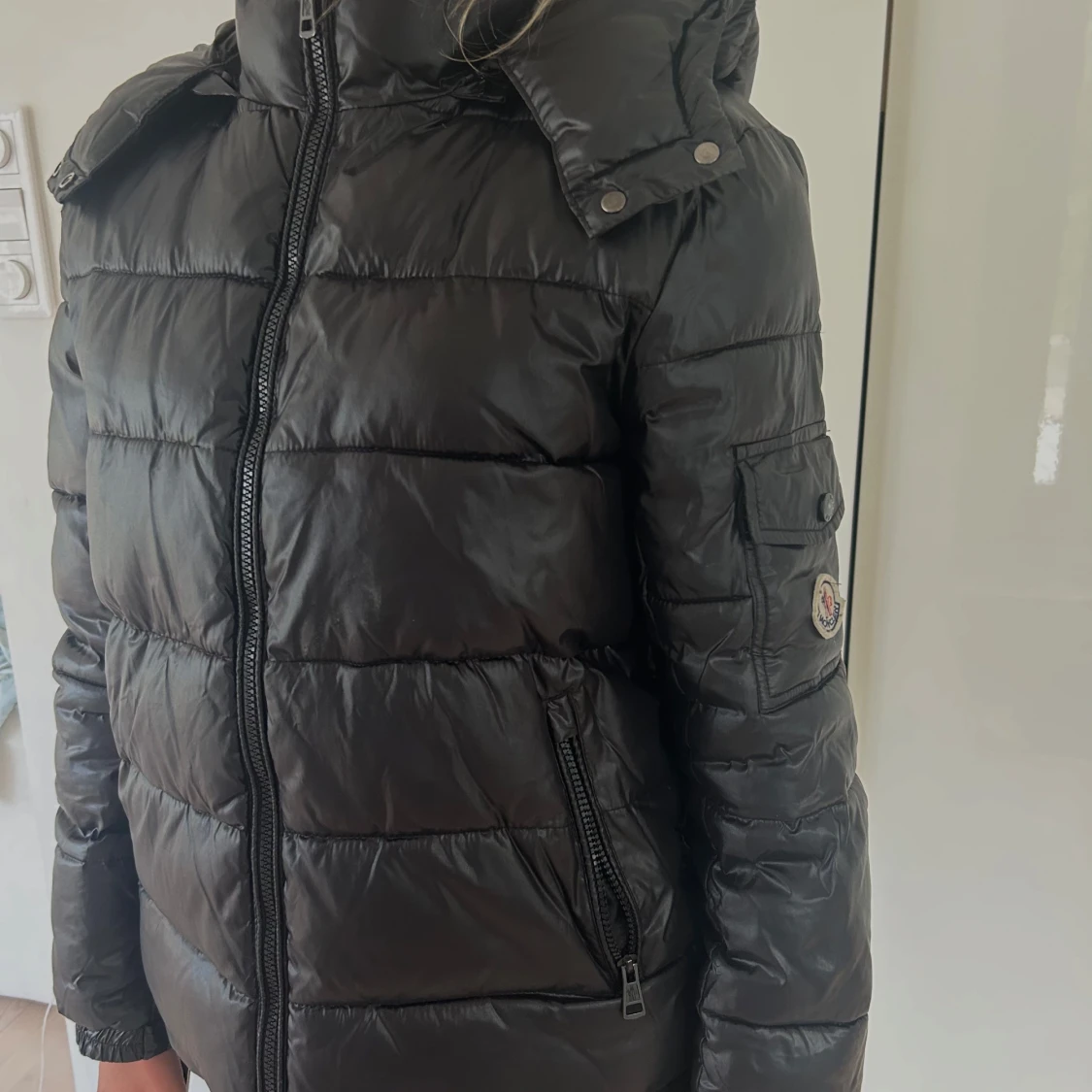 Svart Moncler Maya perfekt för hösten/vintern❤️ - 1