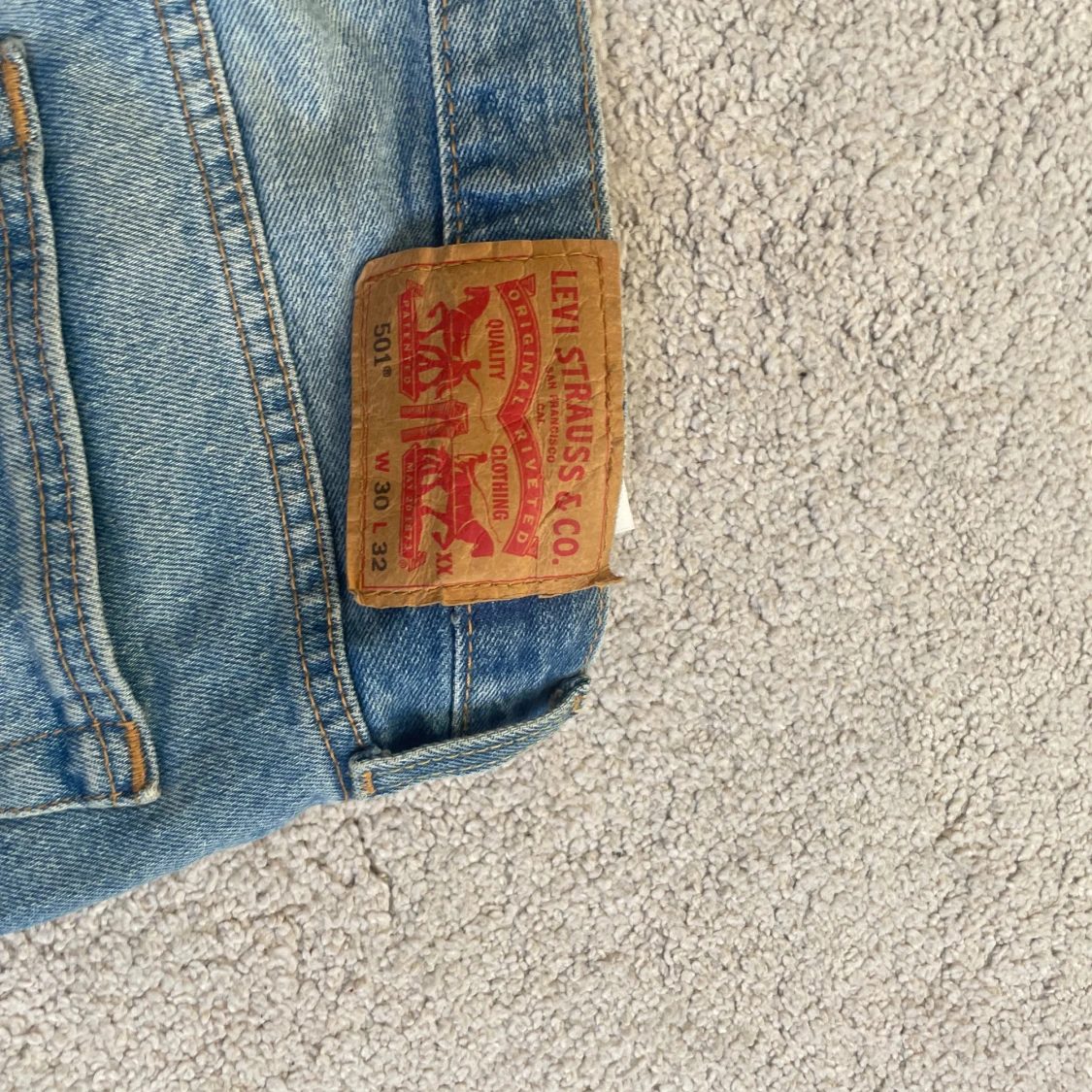 Levi's 501 ljusblå jeans W30 L32 - 2