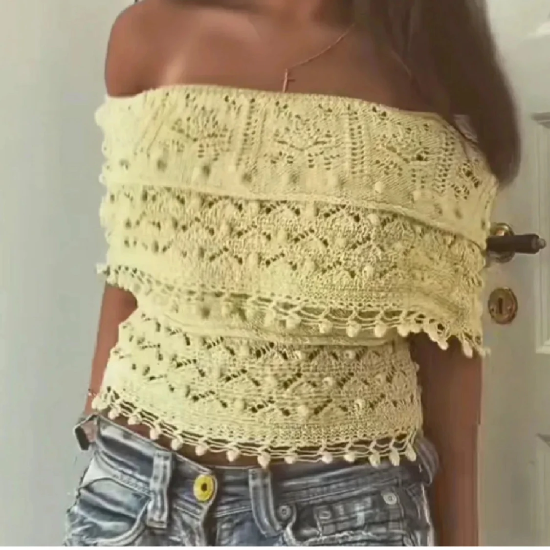 Gul offshoulder stickad topp Zara