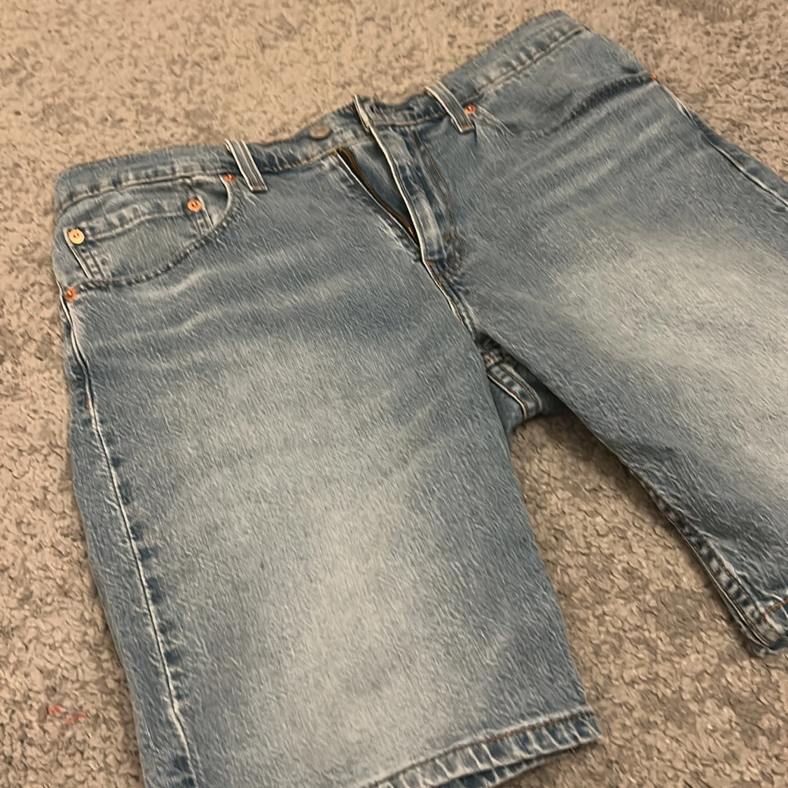 Levi's ljusblå jeansshorts 405 - 4