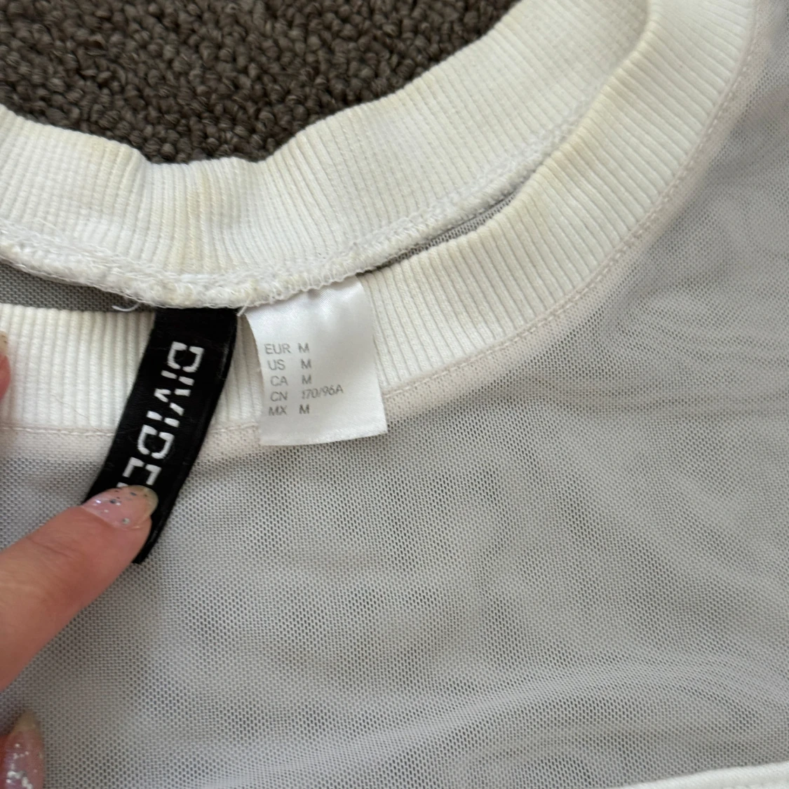 Vit tröja med mesh  - 2