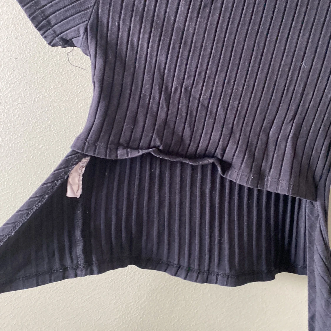 Svart ribbad knyt-topp - 2