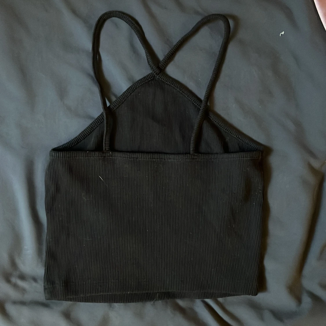 Svart croppad ribbad topp från Zara - 2