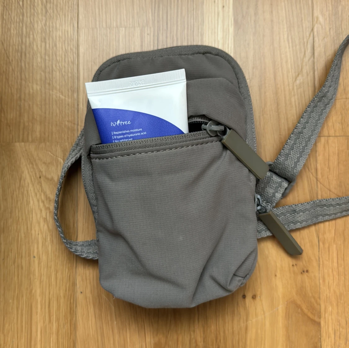 Grå mobilväska från Oysho - 4