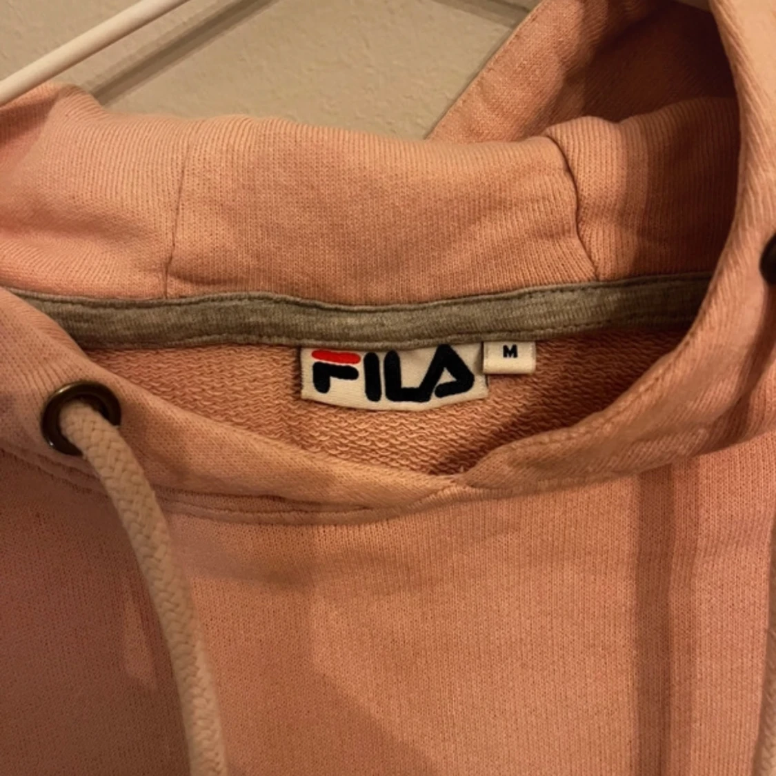Rosa hoodie från FILA med logga - 1