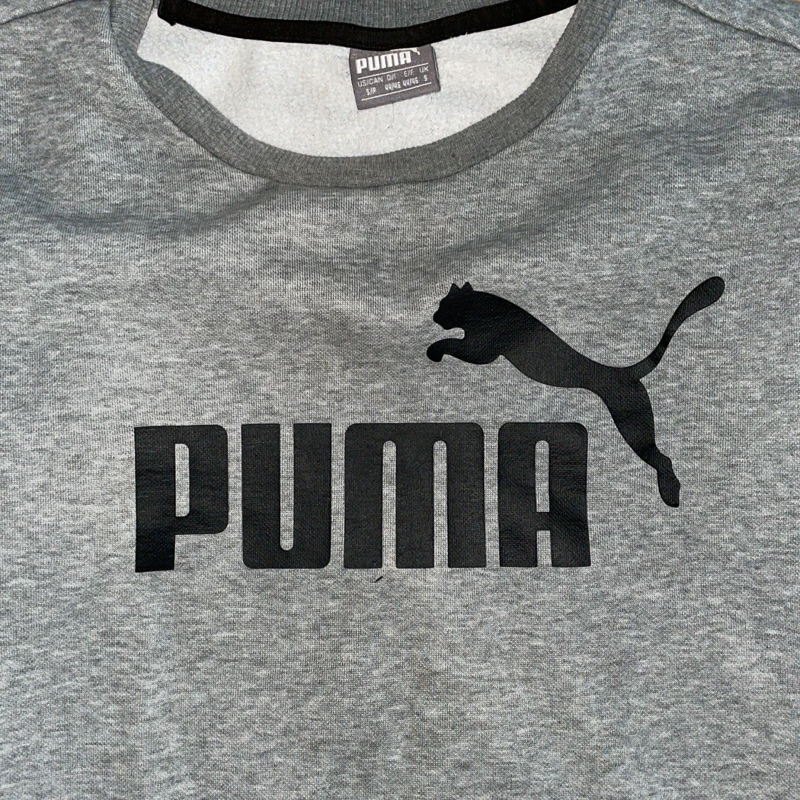 Puma tröja storlek S  - 1