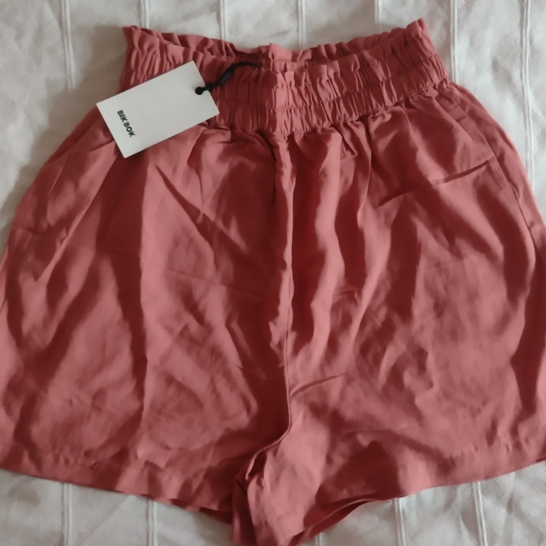 Shorts med resår från Bik Bok