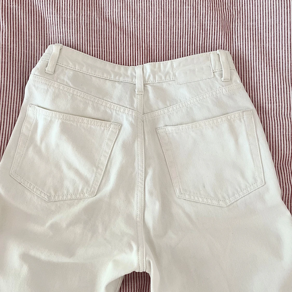 Vita raka jeans från Weekday - 4