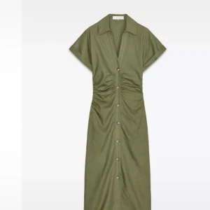 Zara klänning  - Aldrig använt 