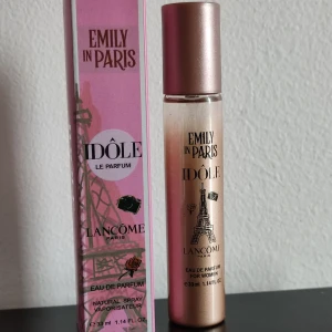 Lancome Idole Emily in paris perfume - Lancome Idole Emily in paris perfume. 33ml. New.
