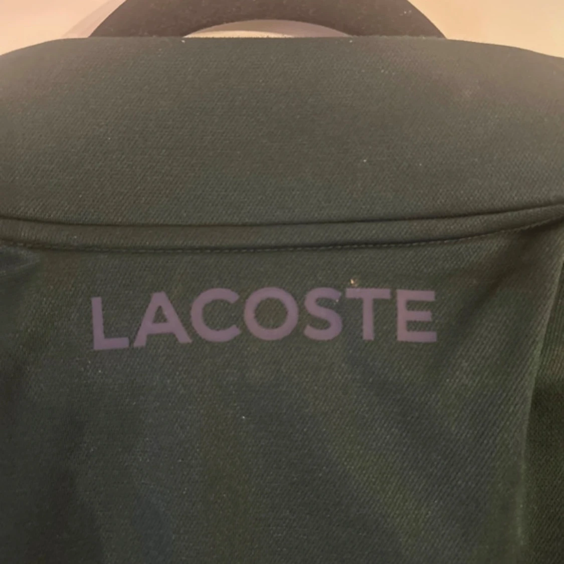 Mörkgrön hoodiejacka från Lacoste Sport - 3