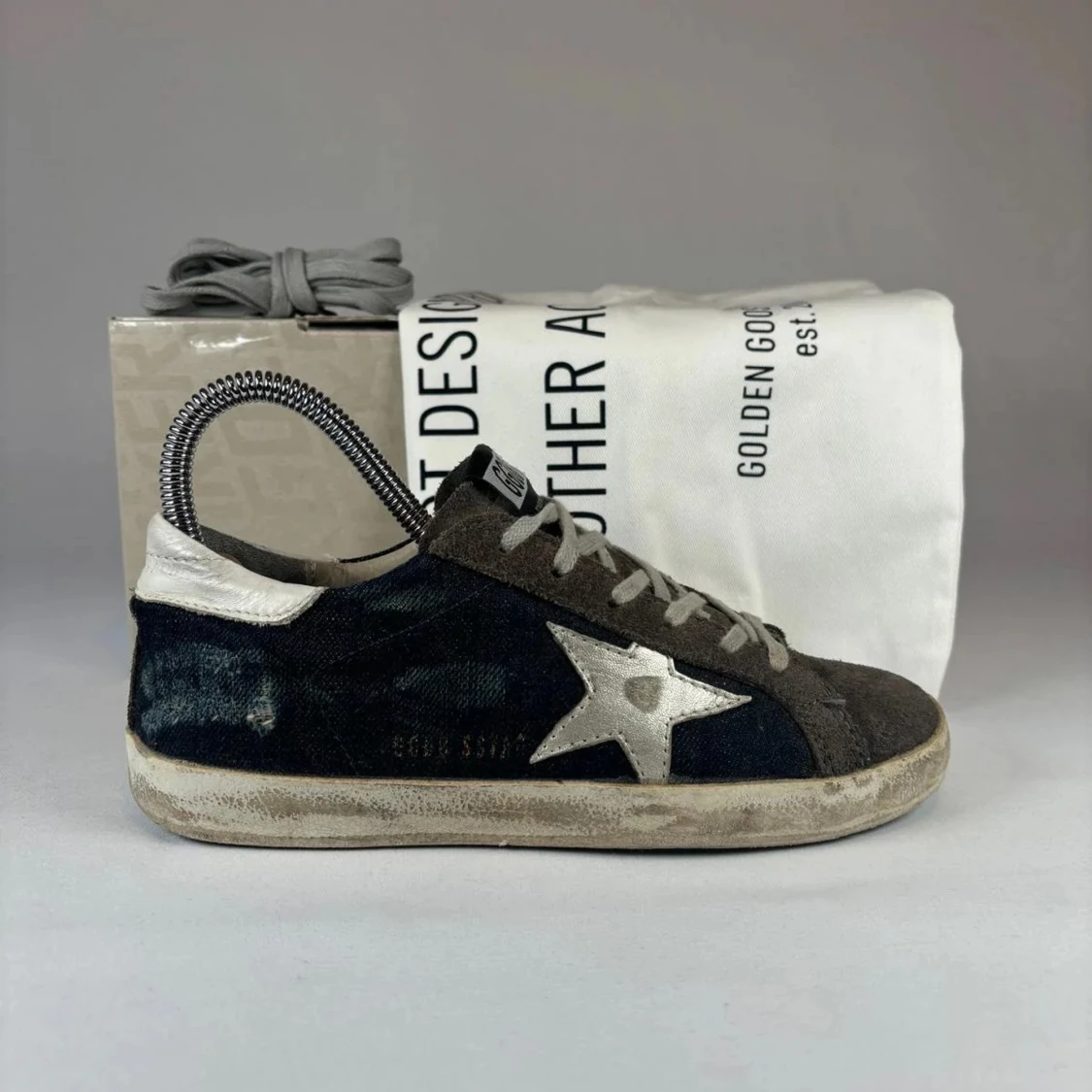 GOLDEN GOOSE (HELT NYA ) (Dam)
