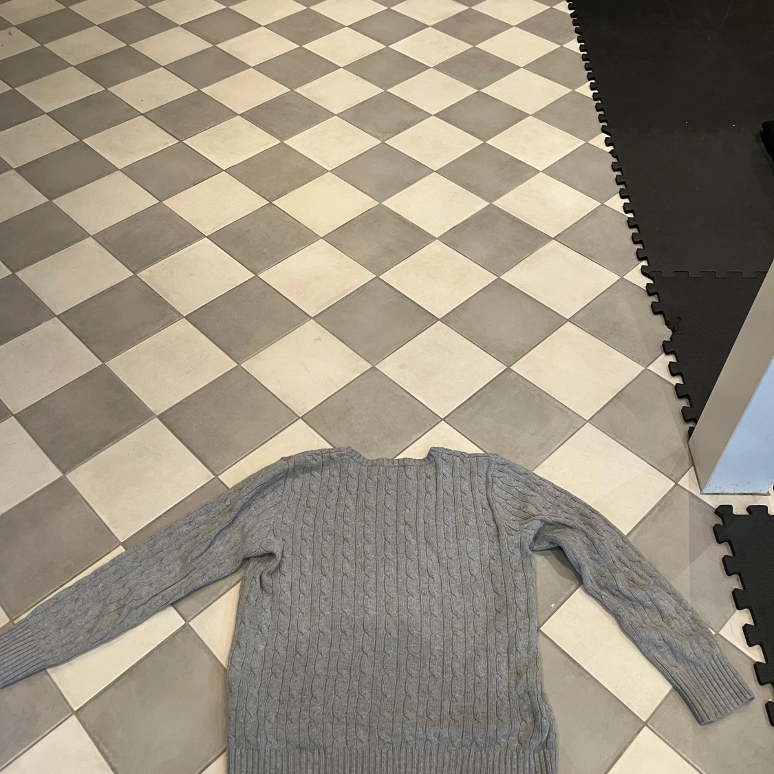 Grå stickad tröja från Polo Ralph Lauren - 1