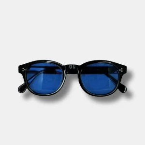 Montén M1 - Tjena, säljer nu dessa riktigt snygga solglasögon som är ett sample för Montén och har sålt ut vanligtvis. Vid minsta lilla fundering så är det bara att höra av sig.   Limited Edition drop, först till kvarn