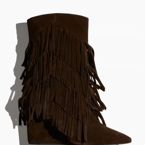 SÖKER !!! Bruna boots med fransar - Söker dessa skor i bra skick från H&M pris kan diskuteras 