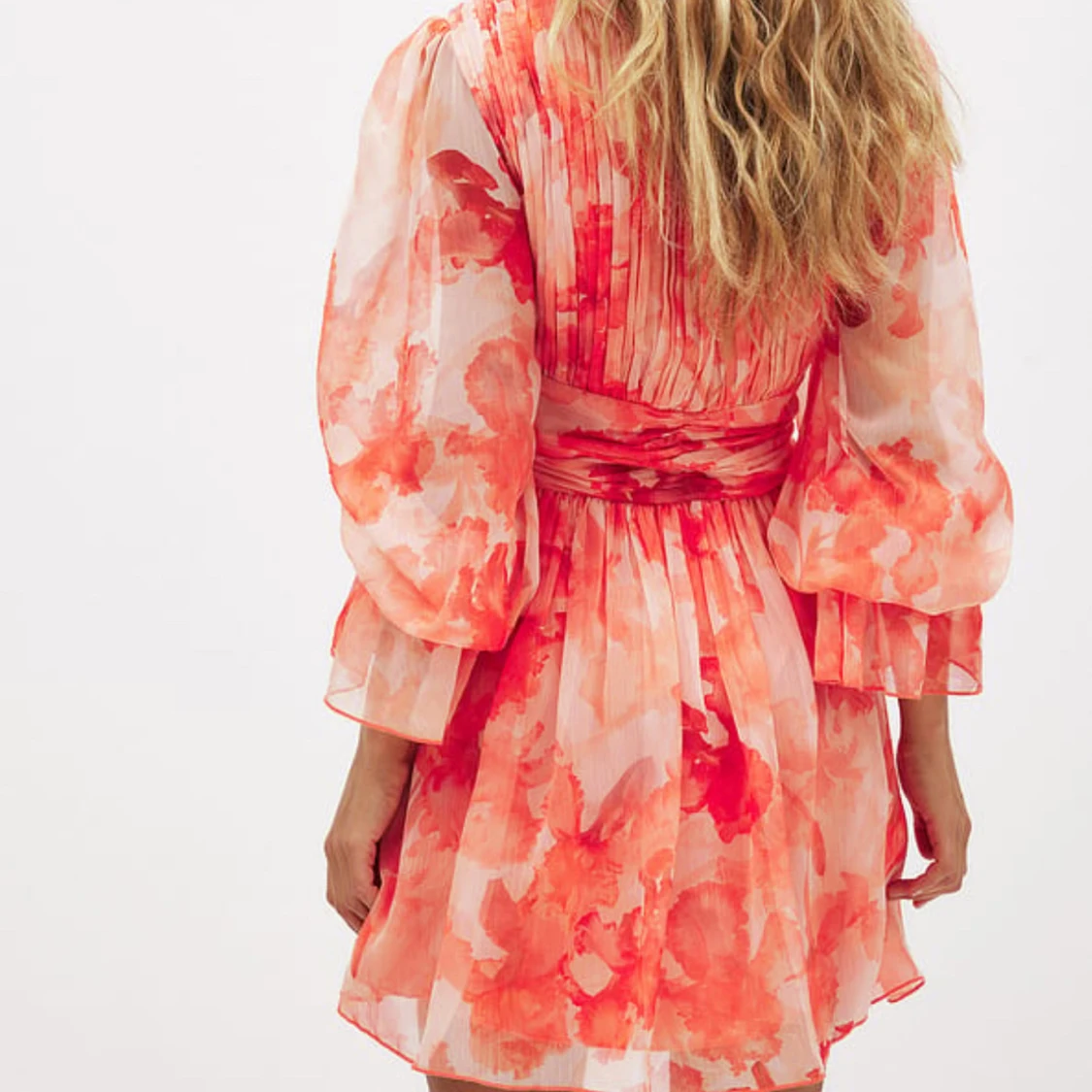 Miniklänning med markerad midja - 2